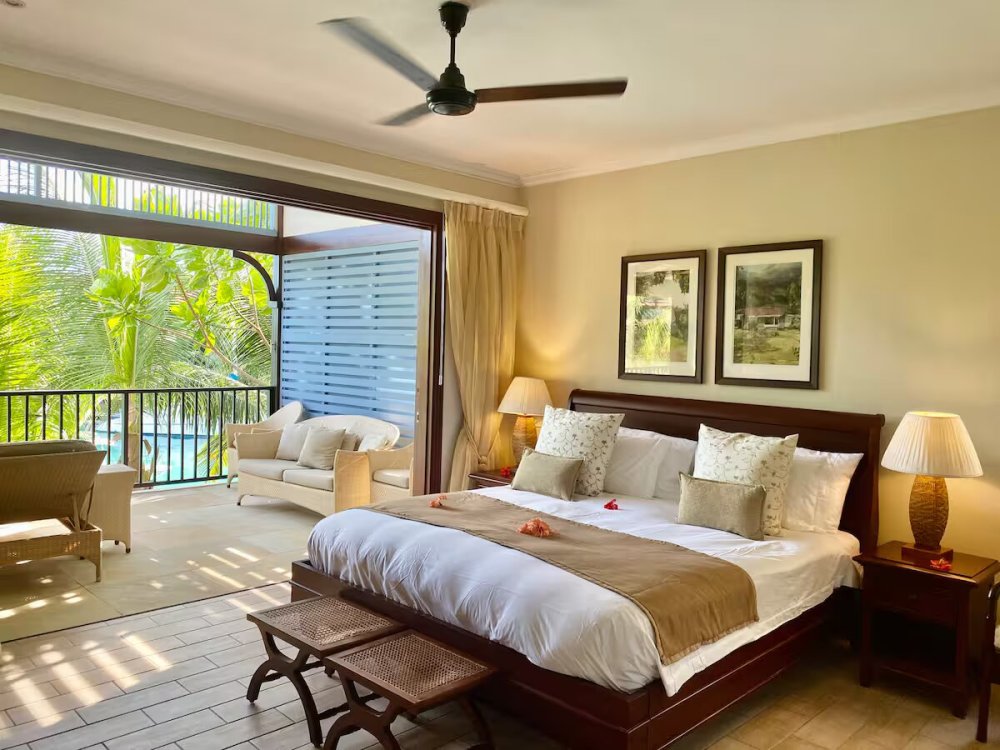 4 Bedroom Maison with Private Pool