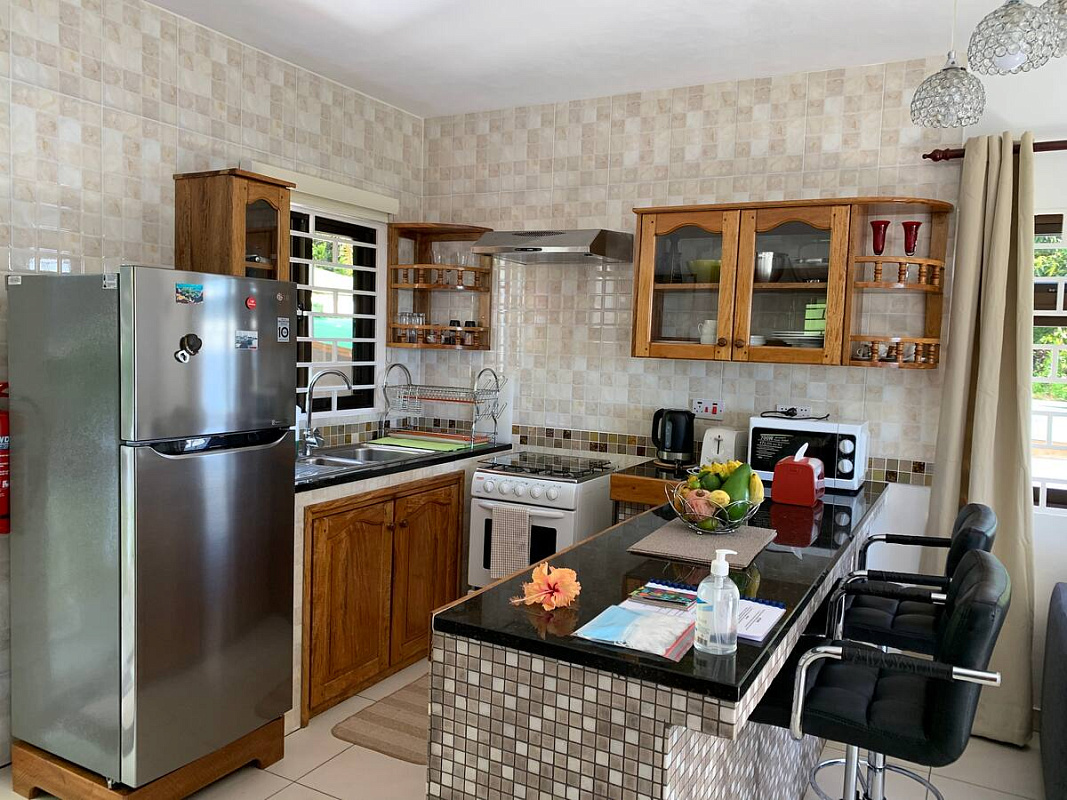 Crystal Apartments Seychelles SeaView