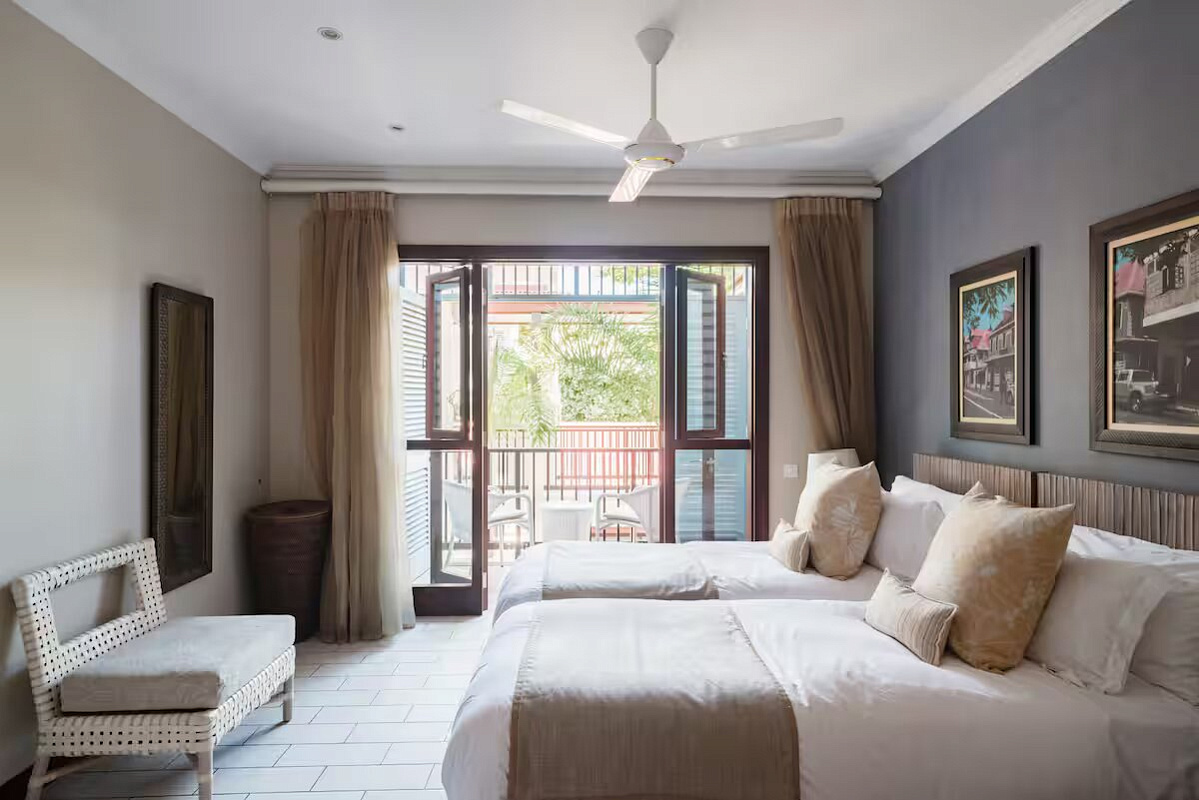 Elegant Waterfront Apartment on Eden Island  Share  Save