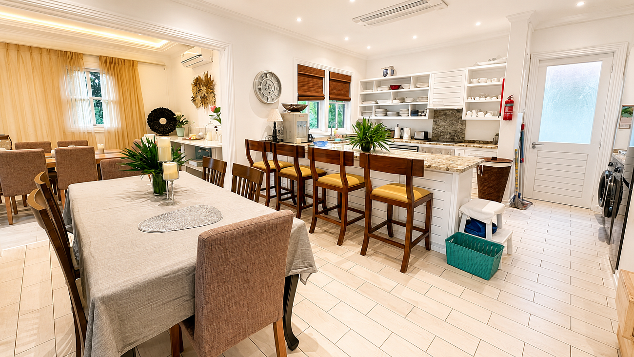 6 Bedroom Maison with Private Pool on Eden Island